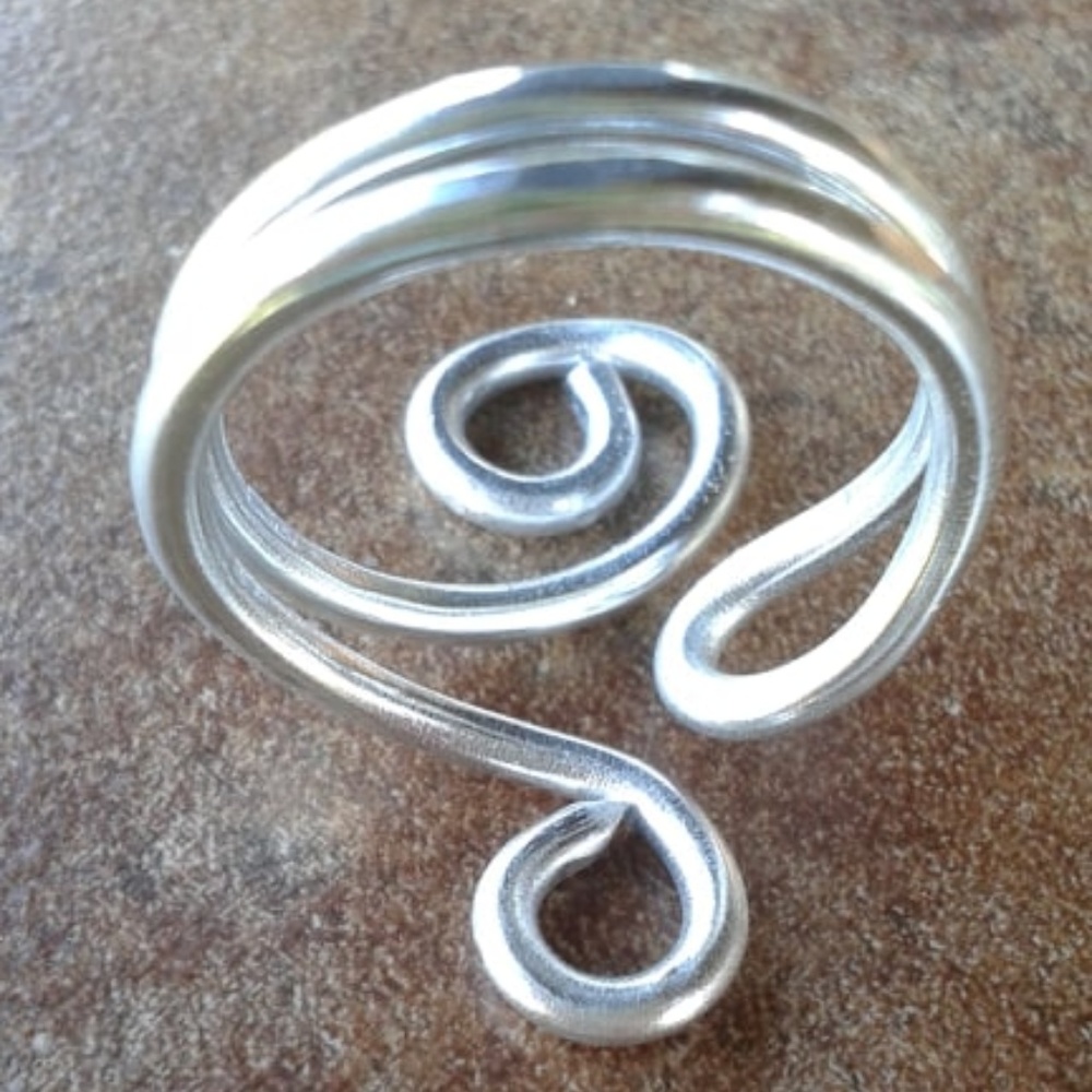 Wire Ring - Picture 4 of 4